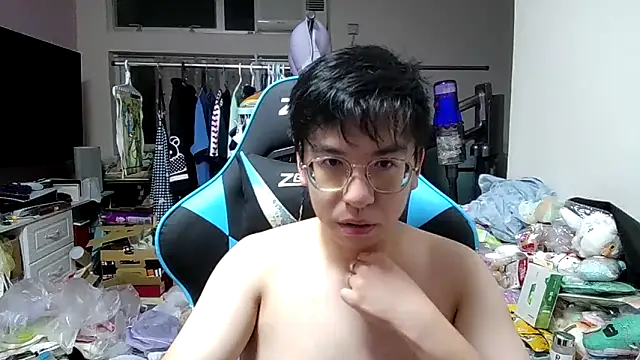 Snapshot of charlie_xdd chatting on May 2026 11:59:01 AM charlie xdd online show from May 2026 11:59:01 AM