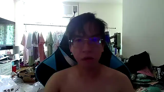Snapshot of charlie_xdd chatting on May 2026 06:53:02 AM charlie xdd online show from May 2026 06:53:02 AM