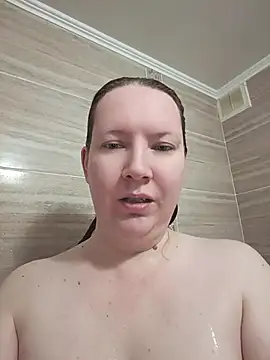 Snapshot of GoddessLara chatting on July 2026 12:28:01 AM GoddessLara online show from July 2026 12:28:01 AM