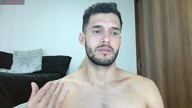 Noah jhonsonn online show from February 2025 11:10:02 AM