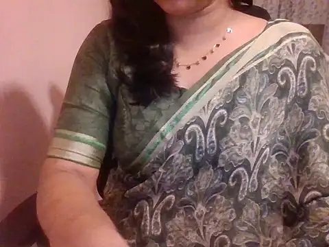 Pinky 4 online show from November 2025 10:43:01 PM