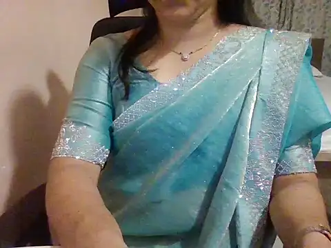 Pinky 4 online show from November 2025 10:37:01 PM