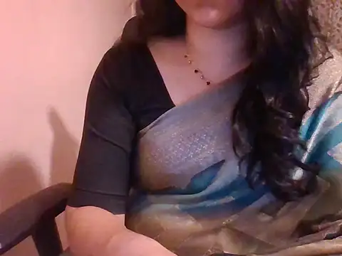 Pinky 4 online show from April 2026 07:07:02 PM