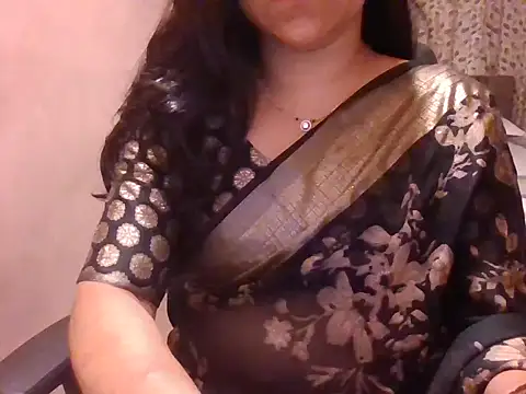 Snapshot of Pinky_4 chatting on June 2026 06:50:01 PM Pinky 4 online show from June 2026 06:50:01 PM