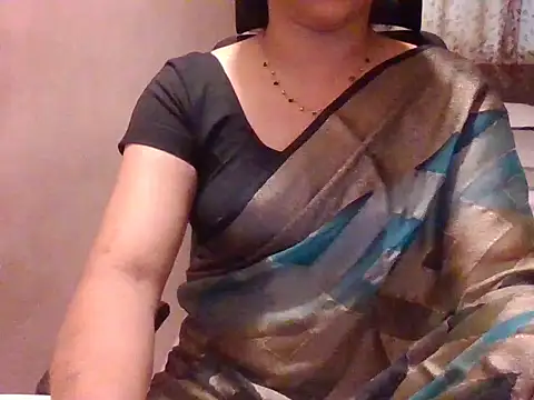 Snapshot of Pinky_4 chatting on July 2026 10:54:01 AM Pinky 4 online show from July 2026 10:54:01 AM