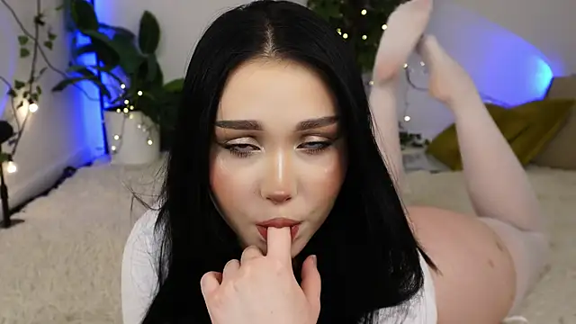 ScarletBlaze online show from February 2025 06:37:02 PM