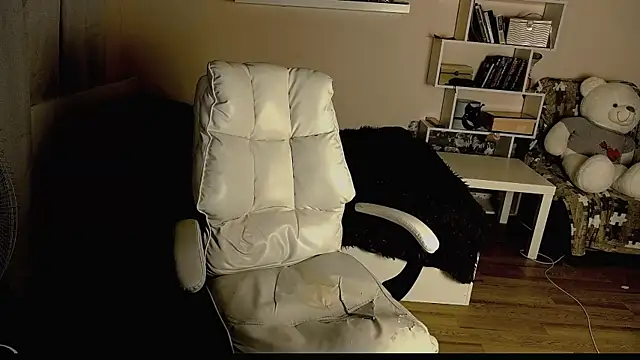 Vi-Vixen online show from February 2025 03:00:01 PM