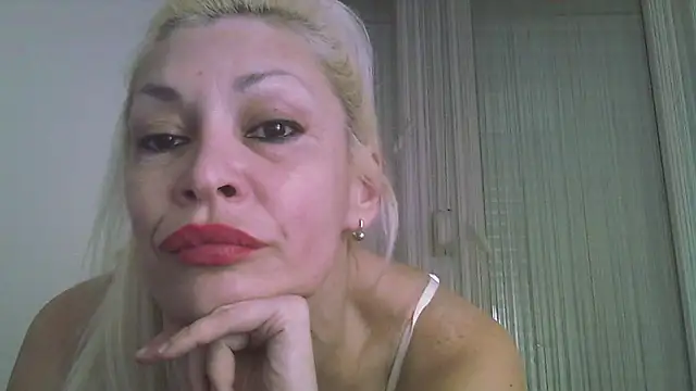 EvaaMina online show from February 2025 06:17:02 PM