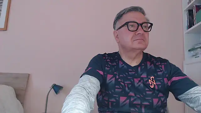 YOU6me online show from February 2026 08:53:01 AM