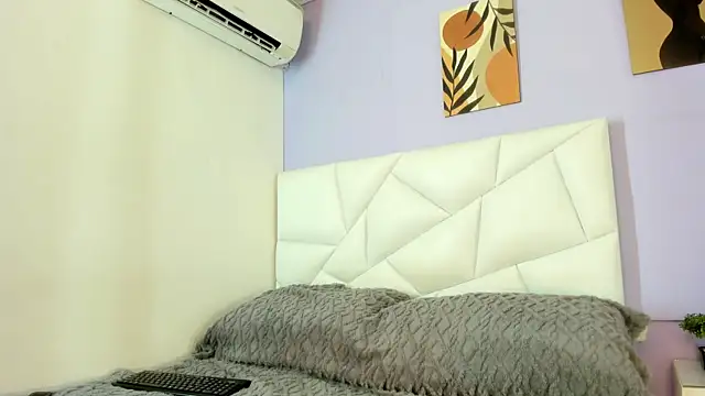 lissetlong69 online show from January 2025 08:33:01 AM