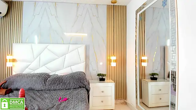 lissetlong69 online show from February 2025 08:35:02 AM