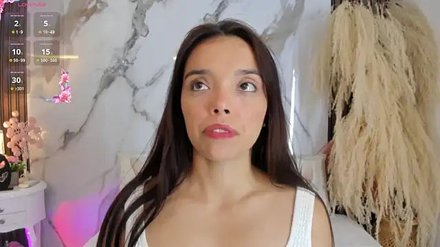hannahill69 online show from October 2025 06:25:01 AM