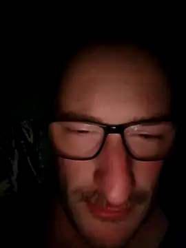 Snapshot of gdawg78 chatting on September 2025 01:16:02 AM gdawg78 online show from September 2025 01:16:02 AM