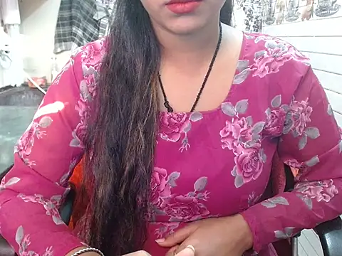 LovingPihu online show from November 2025 06:01:01 AM