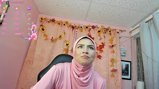 Snapshot of DarshaKhemu chatting on November 2025 08:42:01 PM DarshaKhemu online show from November 2025 08:42:01 PM