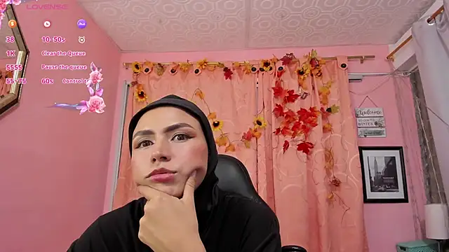 Snapshot of DarshaKhemu chatting on December 2025 09:00:01 PM DarshaKhemu online show from December 2025 09:00:01 PM