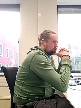 Snapshot of Tj1sen chatting on December 2024 12:25:02 PM Tj1sen online show from December 2024 12:25:02 PM