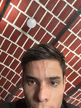 brianor89 online show from October 2025 05:35:02 PM