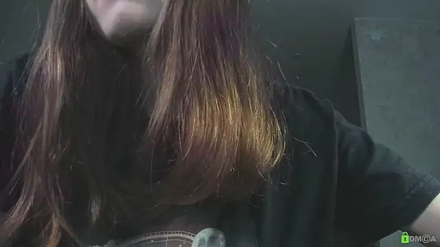 Courtney Luv online show from December 2025 12:22:02 PM