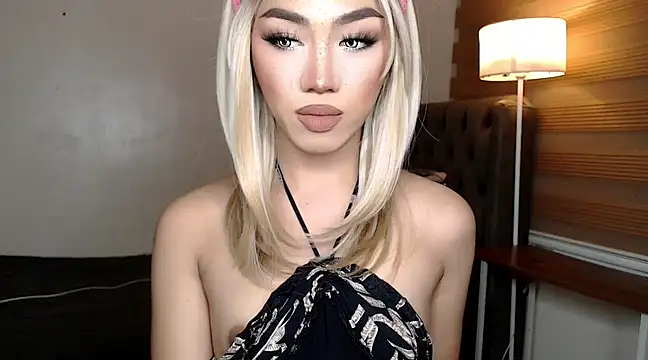 Local Hoelyx online show from March 2025 07:21:02 AM