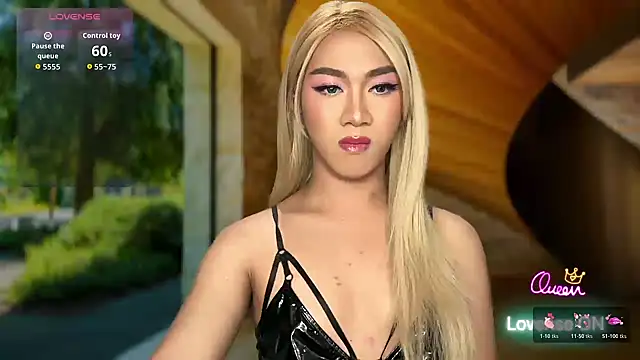 Local Hoelyx online show from May 2026 07:00:01 PM