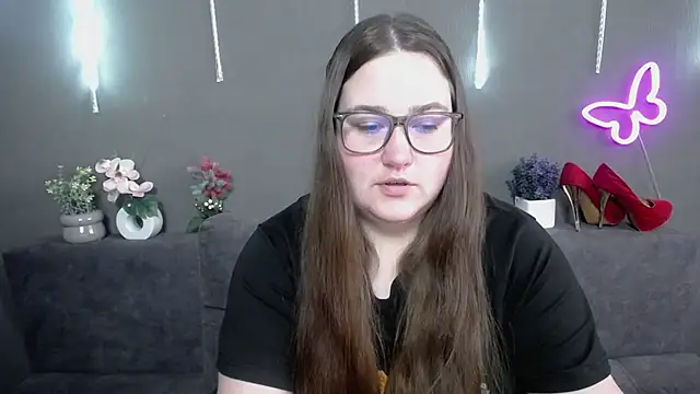 Snapshot of XX_Daniella_XX chatting on May 2026 06:30:02 AM XX Daniella XX online show from May 2026 06:30:02 AM