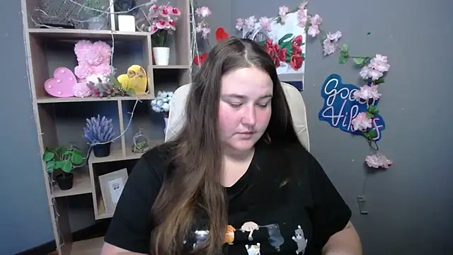 Snapshot of XX_Daniella_XX chatting on May 2026 06:32:02 AM XX Daniella XX online show from May 2026 06:32:02 AM