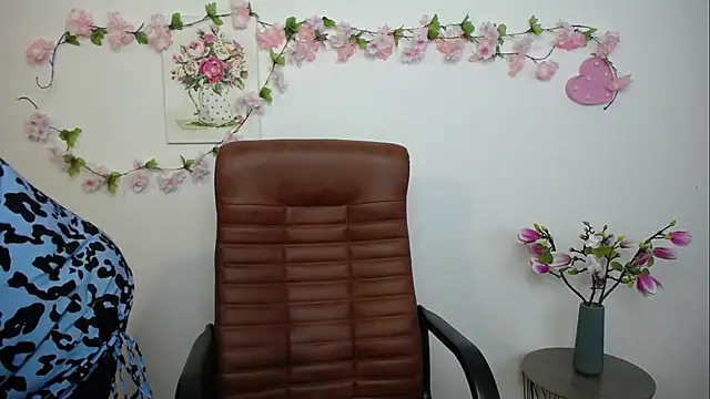 AliceInksSweetty online show from September 2025 06:02:01 AM