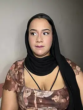 Maryam yamal online show from February 2025 09:42:02 PM