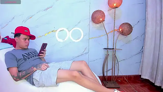 SecretsParty online show from November 2025 07:37:01 PM