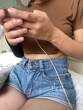 DulceMya6 online show from February 2026 01:55:01 PM