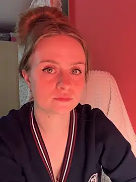 SophiaSweet  online show from March 2026 04:17:02 PM