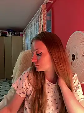 Snapshot of SophiaSweet_ chatting on June 2026 05:50:02 PM SophiaSweet online show from June 2026 05:50:02 PM