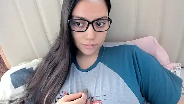 roniewester online show from October 2025 02:40:02 PM