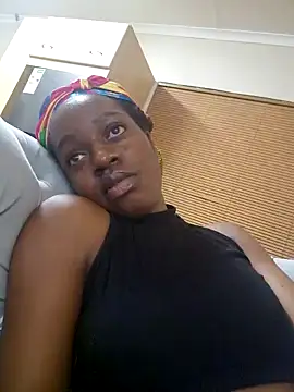 Snapshot of Sexynaughty_Gal chatting on December 2024 08:00:01 PM Sexynaughty Gal online show from December 2024 08:00:01 PM