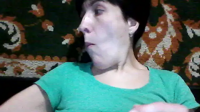 SunnyAmorre online show from December 2025 08:25:01 PM