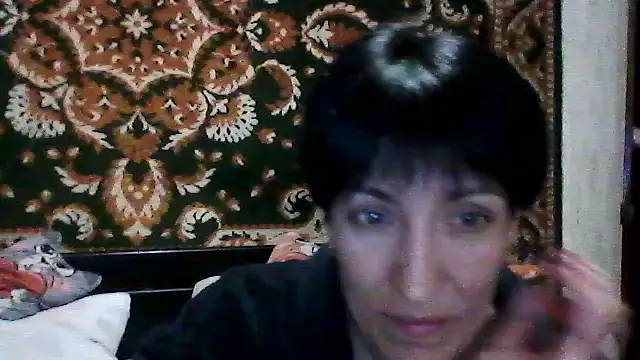 SunnyAmorre online show from April 2026 08:29:01 PM