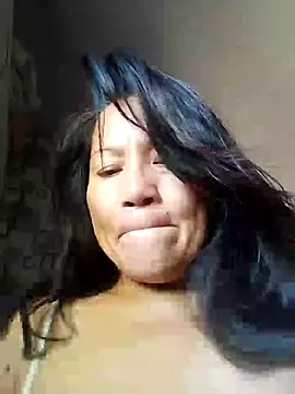 Snapshot of sizzling_babe chatting on December 2024 12:52:01 AM sizzling babe online show from December 2024 12:52:01 AM