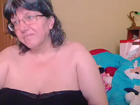 Snapshot of HugeTits chatting on December 2024 08:13:01 AM HugeTits online show from December 2024 08:13:01 AM