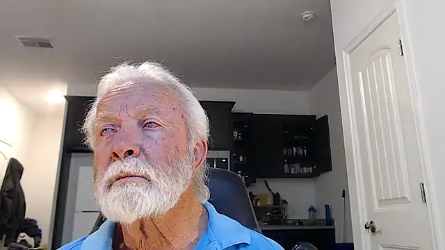 Snapshot of rockpoint69 chatting on December 2024 05:48:02 AM rockpoint69 online show from December 2024 05:48:02 AM