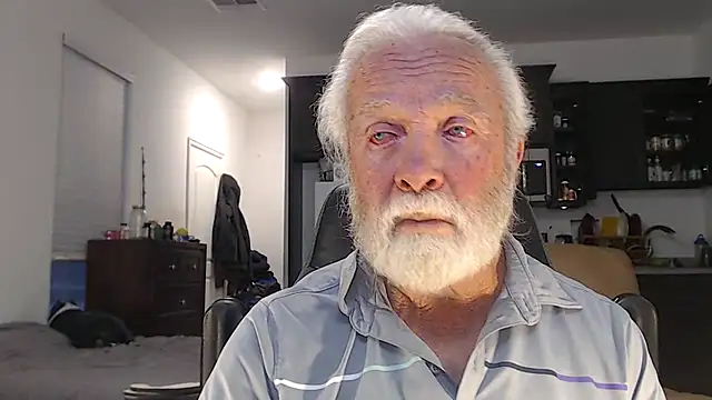 Snapshot of rockpoint69 chatting on January 2025 11:44:02 PM rockpoint69 online show from January 2025 11:44:02 PM