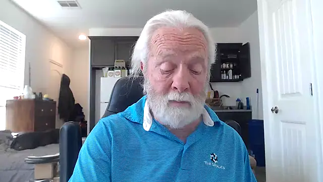 Snapshot of rockpoint69 chatting on January 2025 08:18:01 PM rockpoint69 online show from January 2025 08:18:01 PM