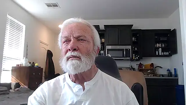 Snapshot of rockpoint69 chatting on January 2025 06:53:02 PM rockpoint69 online show from January 2025 06:53:02 PM