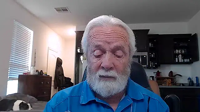 Snapshot of rockpoint69 chatting on January 2025 02:07:01 PM rockpoint69 online show from January 2025 02:07:01 PM