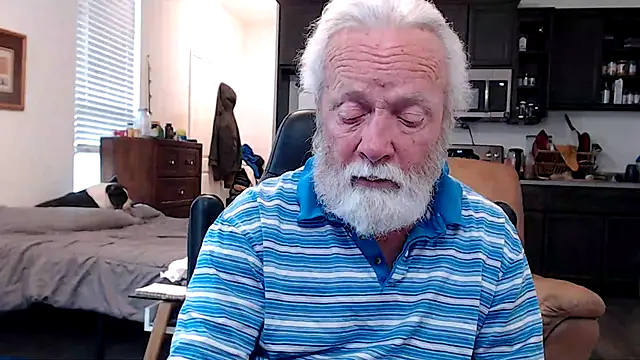 Snapshot of rockpoint69 chatting on February 2025 10:18:01 PM rockpoint69 online show from February 2025 10:18:01 PM