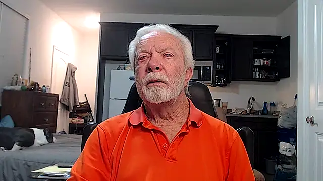 Snapshot of rockpoint69 chatting on October 2025 08:15:02 AM rockpoint69 online show from October 2025 08:15:02 AM