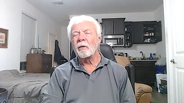 Snapshot of rockpoint69 chatting on November 2025 05:50:02 AM rockpoint69 online show from November 2025 05:50:02 AM