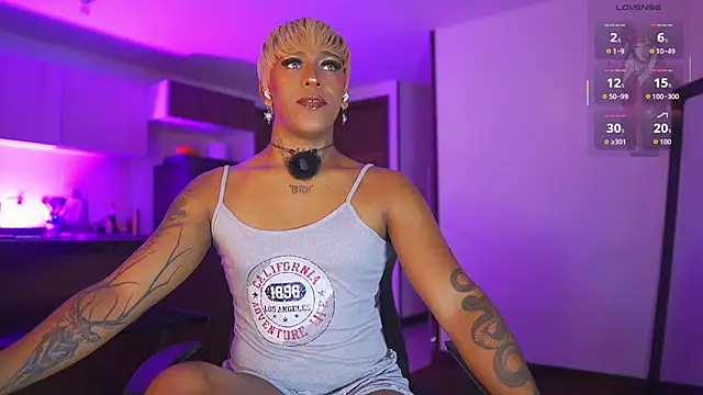 Snapshot of AmberRaus chatting on November 2025 03:56:01 AM AmberRaus online show from November 2025 03:56:01 AM