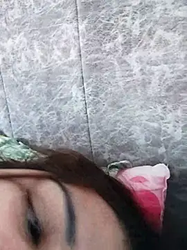 Srishtijain51 online show from February 2025 08:05:01 AM