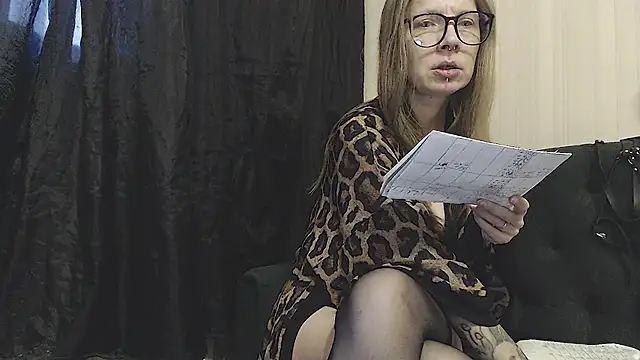 Snapshot of alexandra_zaryanova chatting on October 2025 01:33:02 PM alexandra zaryanova online show from October 2025 01:33:02 PM